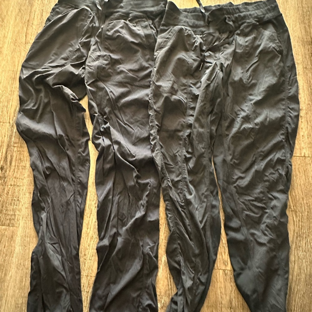 5 lululemon athletica Women's Leggings and pants - Olive, Blue, and Gray black - Picture 4 of 7